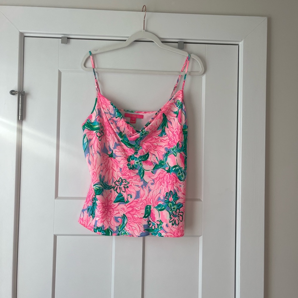 LILLY PULUTZER! NWOT! Top!